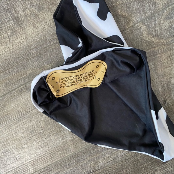 SHEIN scoop cow print swim set - Picture 3 of 3